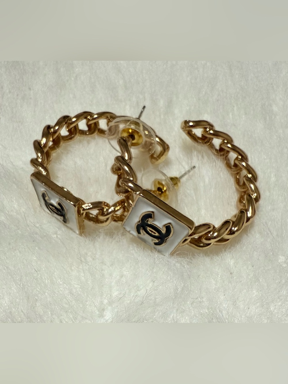 Elegant Gold-Tone Hoop Earrings with White Enamel Squares